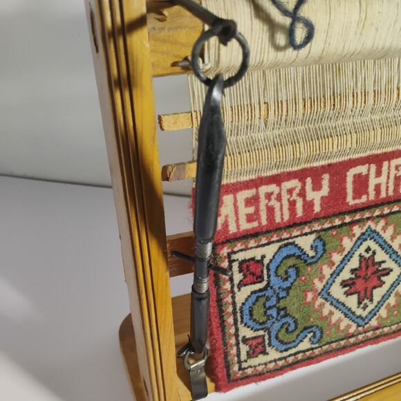 Vintage Mini Rug Weaving Loom Salesman Sample Display Model 11x14” Beautiful - Picture 10 of 13